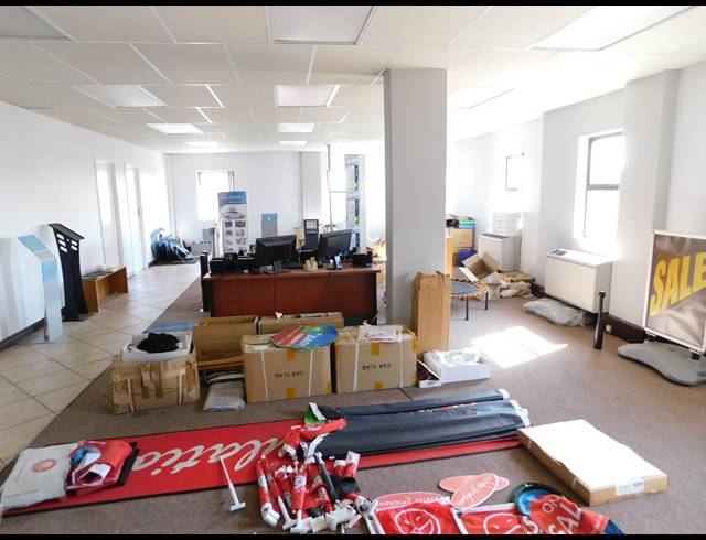 750M² OFFICE FOR SALE IN FERNDALE